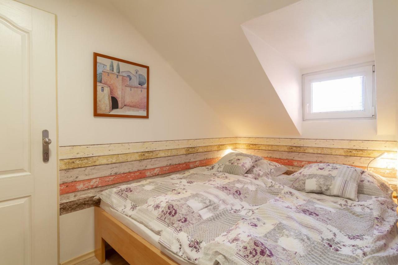 Apartmany U Nemocnice Чешка Будьовица Екстериор снимка