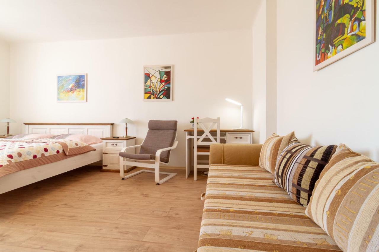 Apartmany U Nemocnice Чешка Будьовица Екстериор снимка